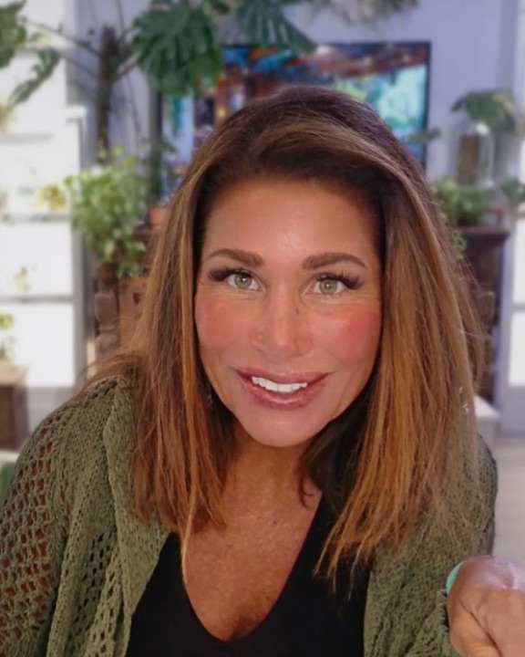 Shelby, certified grief & post traumatic growth coach